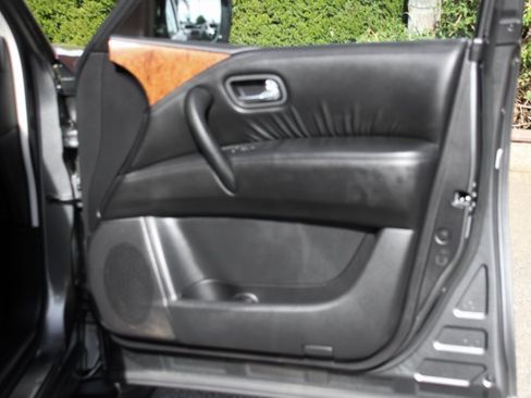 Used 2023 Nissan Armada SL w/ Cargo Package image 47