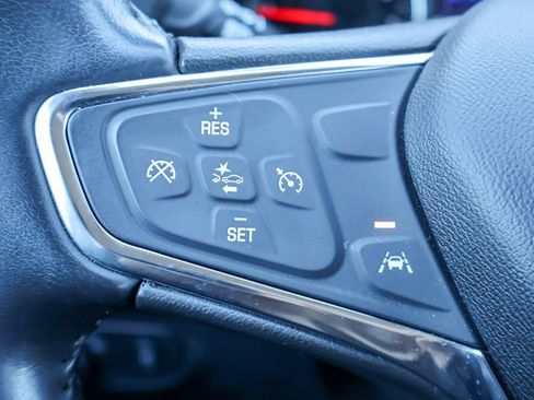 Used 2020 Chevrolet Equinox LT image 12