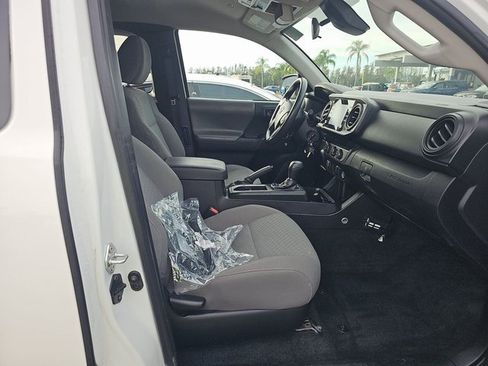 Used 2021 Toyota Tacoma SR image 5