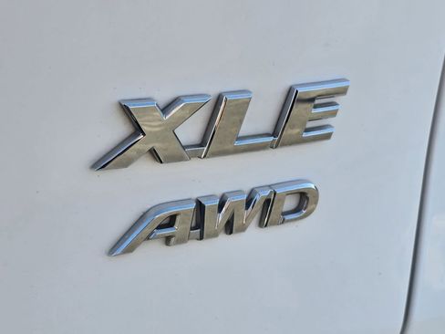 Used 2024 Toyota RAV4 XLE AWD/4WD image 26