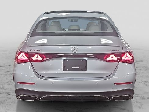 New 2026 Mercedes-Benz E 350 4MATIC Sedan image 6