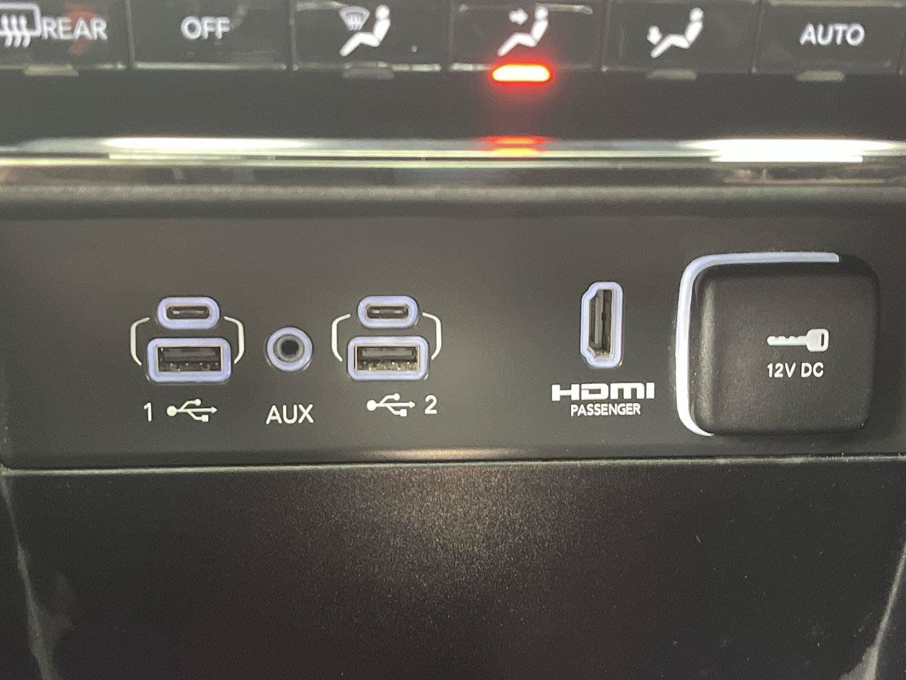 Used 2023 Jeep Grand Cherokee 4WD 4xe image 30