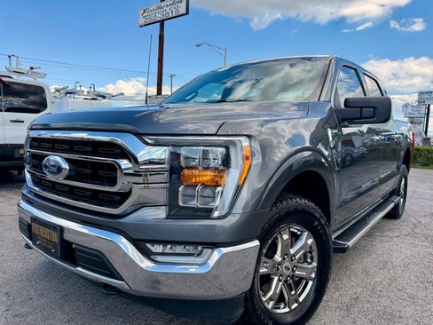 Used 2022 Ford F150 XLT w/ Equipment Group 302A High AWD/4WD image 4