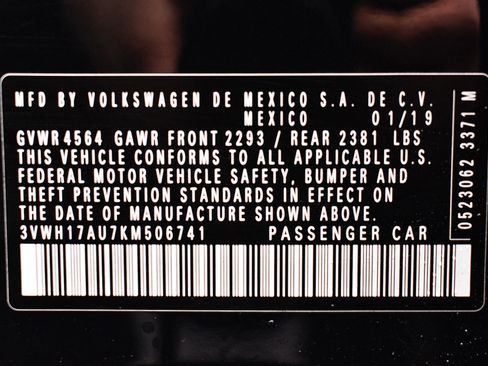 Used 2019 Volkswagen Golf Alltrack SE image 2