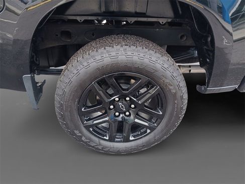 Used 2025 Chevrolet Silverado 1500 Custom Trail Boss image 8