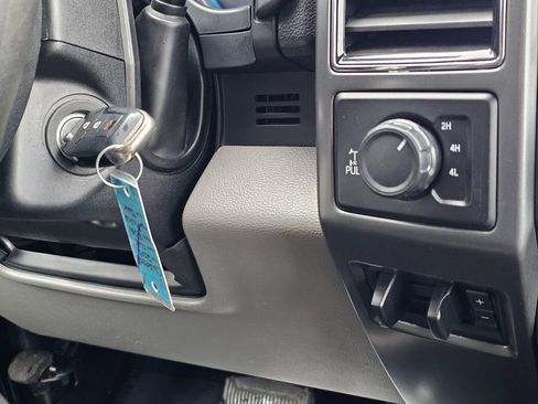 Used 2019 Ford F250 XLT w/ XLT Value Package image 31