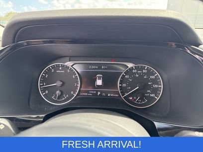 Used 2025 Nissan Pathfinder SV