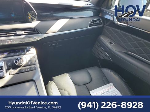 Certified 2022 Hyundai Palisade Calligraphy image 22