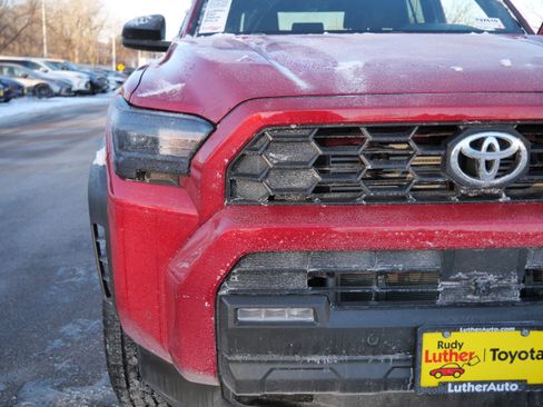 Certified 2025 Toyota 4Runner TRD Off-Road image 17