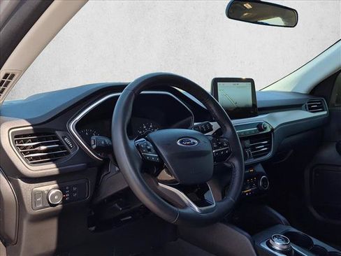 Used 2022 Ford Escape SEL FWD image 10