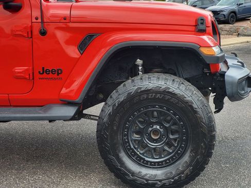 Used 2020 Jeep Wrangler Unlimited Sahara AWD/4WD image 29