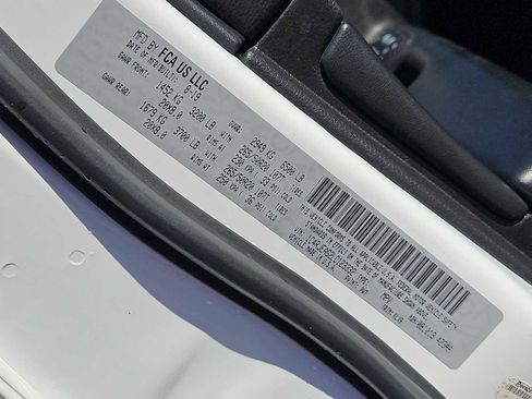 Used 2020 Jeep Grand Cherokee Altitude image 37