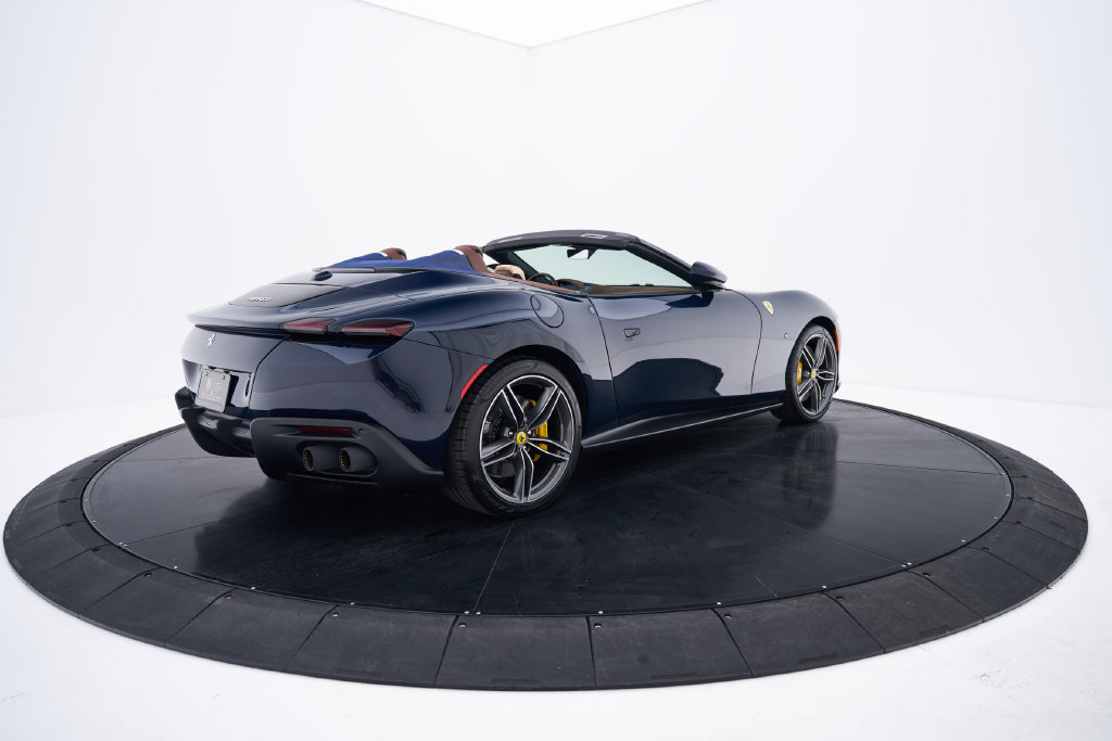 Used 2025 Ferrari Roma Spider RWD image 26