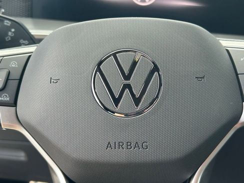 New 2026 Volkswagen Tiguan SE R-Line image 27