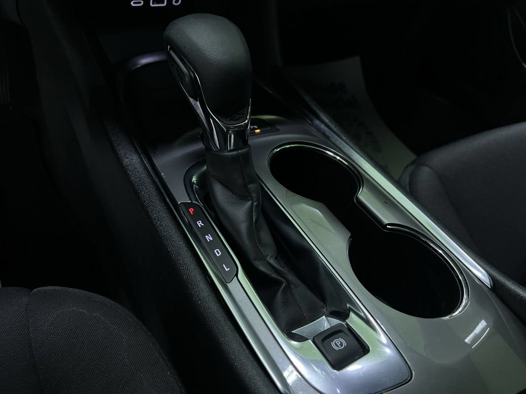 Used 2025 Chevrolet Malibu LT FWD image 25