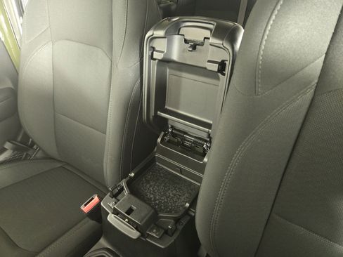 Certified 2021 Jeep Gladiator Sport image 28