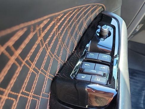 Used 2022 Jeep Grand Cherokee L Summit image 24