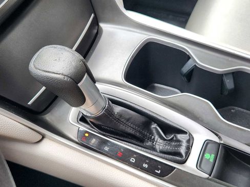 Used 2018 Honda Accord LX image 20