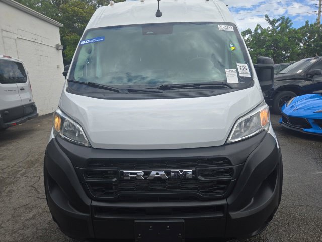 Used 2023 RAM ProMaster 2500 FWD image 2