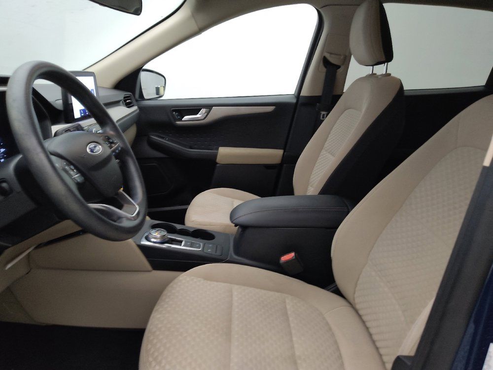 Used 2020 Ford Escape SE FWD image 17