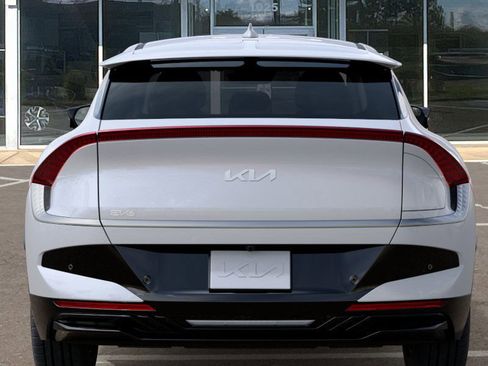 New 2025 Kia EV6 Wind image 13
