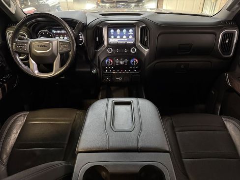 Used 2021 GMC Sierra 3500 Denali w/ Denali Ultimate Package AWD/4WD image 10
