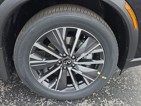 New 2026 INFINITI QX60 Luxe w/ Cargo Package image 9