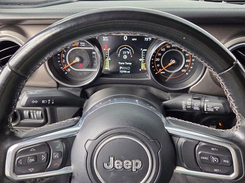 Used 2021 Jeep Wrangler Unlimited Sahara image 22