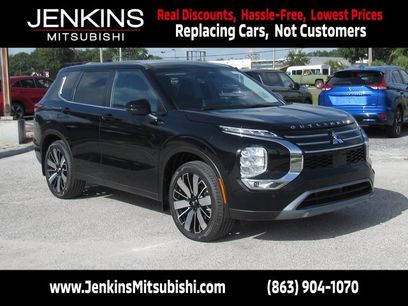 New 2025 Mitsubishi Outlander SE