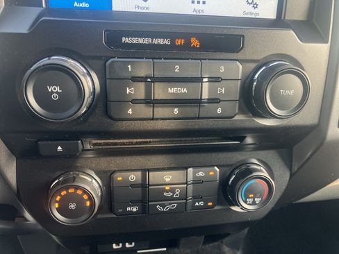 Used 2018 Ford F150 XLT w/ Equipment Group 301A Mid AWD/4WD image 26
