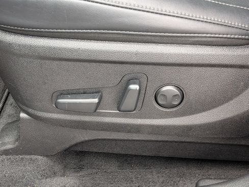 Used 2025 Kia Telluride S FWD image 15