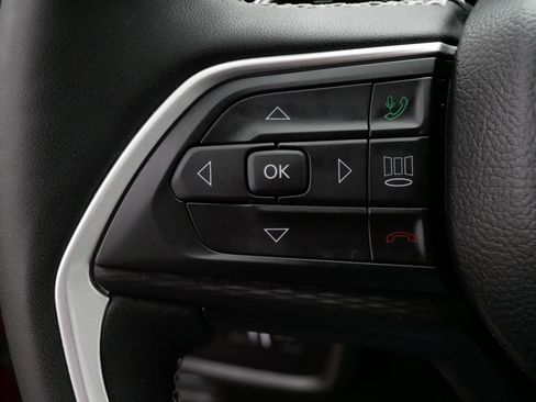 Used 2023 Jeep Grand Cherokee L Laredo AWD/4WD image 26