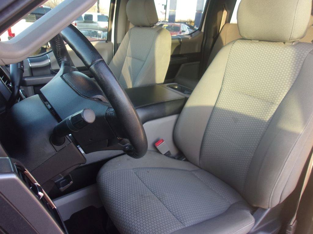 Used 2019 Ford F150 XLT w/ Equipment Group 302A Luxury AWD/4WD image 8