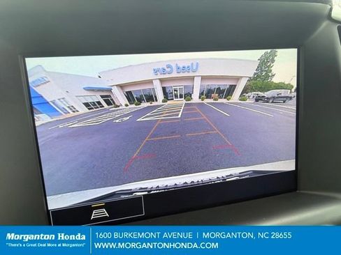 Used 2024 GMC Terrain SLT AWD/4WD image 22
