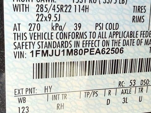 Used 2023 Ford Expedition Platinum image 28