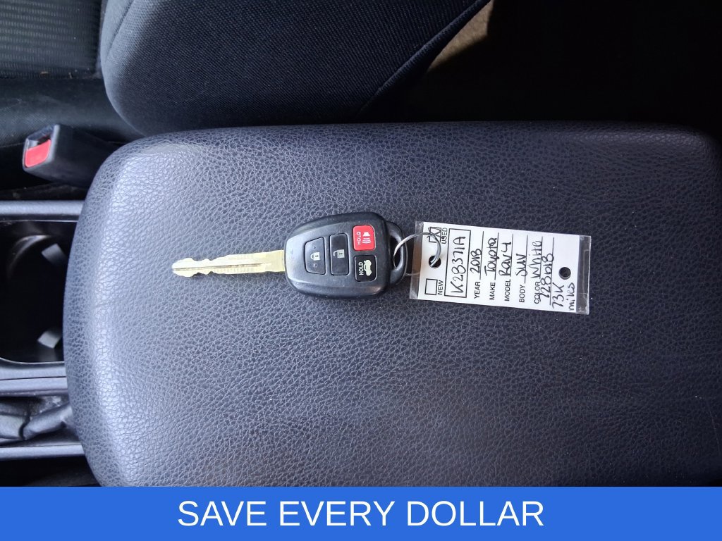 Used 2018 Toyota RAV4 LE FWD image 20