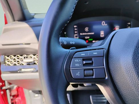 Used 2025 Honda Accord Sport image 28