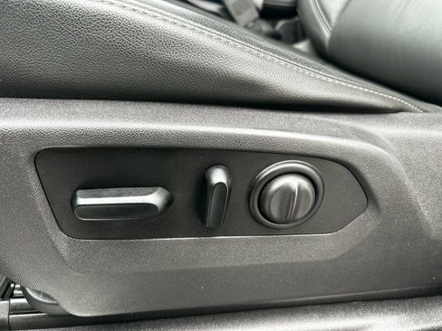 Used 2019 Chevrolet Silverado 1500 LT w/ All-Star Edition image 35