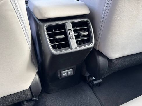 Used 2022 Lexus UX 200 w/ Accessory Package (Z1) FWD image 25