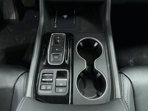 Used 2024 Honda Pilot Touring image 36