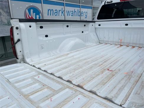 Used 2022 Chevrolet Colorado LT w/ Fleet Safety Package image 21