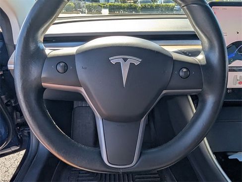 Used 2019 Tesla Model 3 Long Range image 24