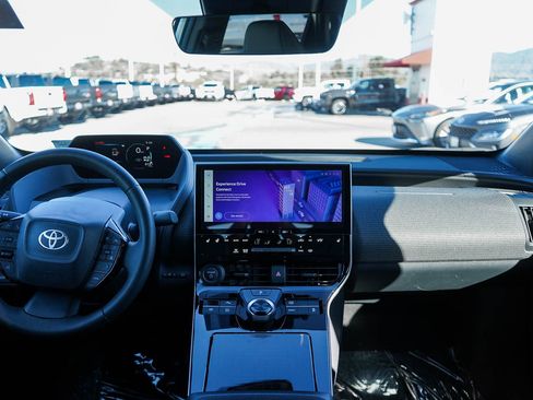 Used 2024 Toyota bZ4X XLE image 13