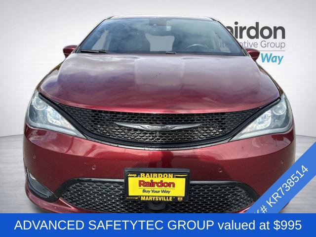 Used 2019 Chrysler Pacifica Touring Plus w/ Advanced Safetytec Group FWD image 2