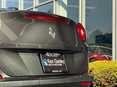 Used 2016 Ferrari California T image 24