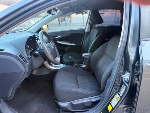 Used 2011 Toyota Corolla S image 30