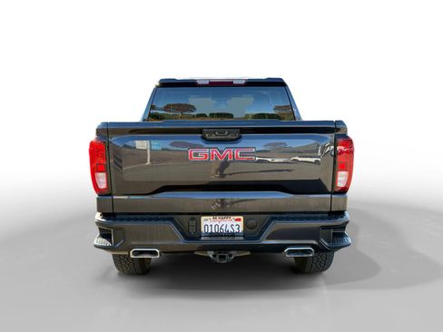 Used 2023 GMC Sierra 1500 Elevation w/ X31 Off-Road Package image 4