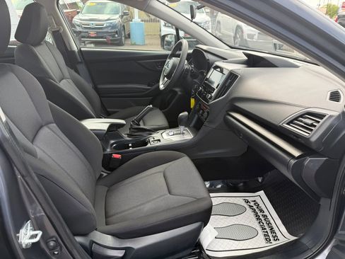 Used 2022 Subaru Impreza 2.0i Premium AWD/4WD image 17