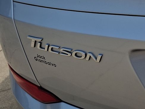 Used 2018 Hyundai Tucson SEL w/ Winter Package AWD/4WD image 31