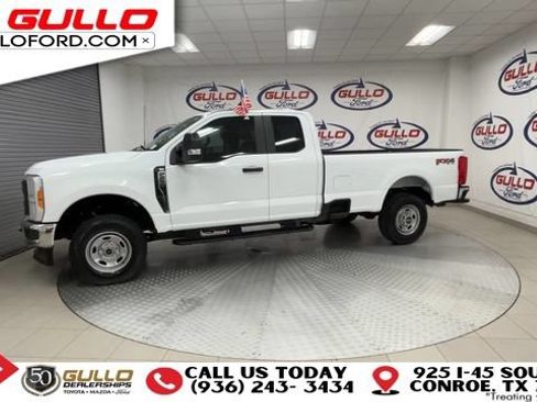 Certified 2023 Ford F250 XL w/ FX4 Off-Road Package AWD/4WD image 6